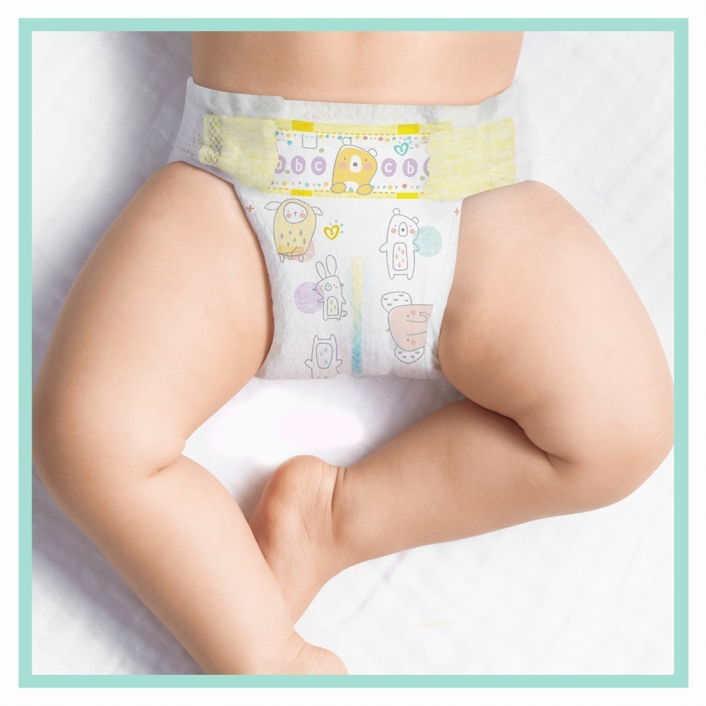 free baby pampers box and treats for mum