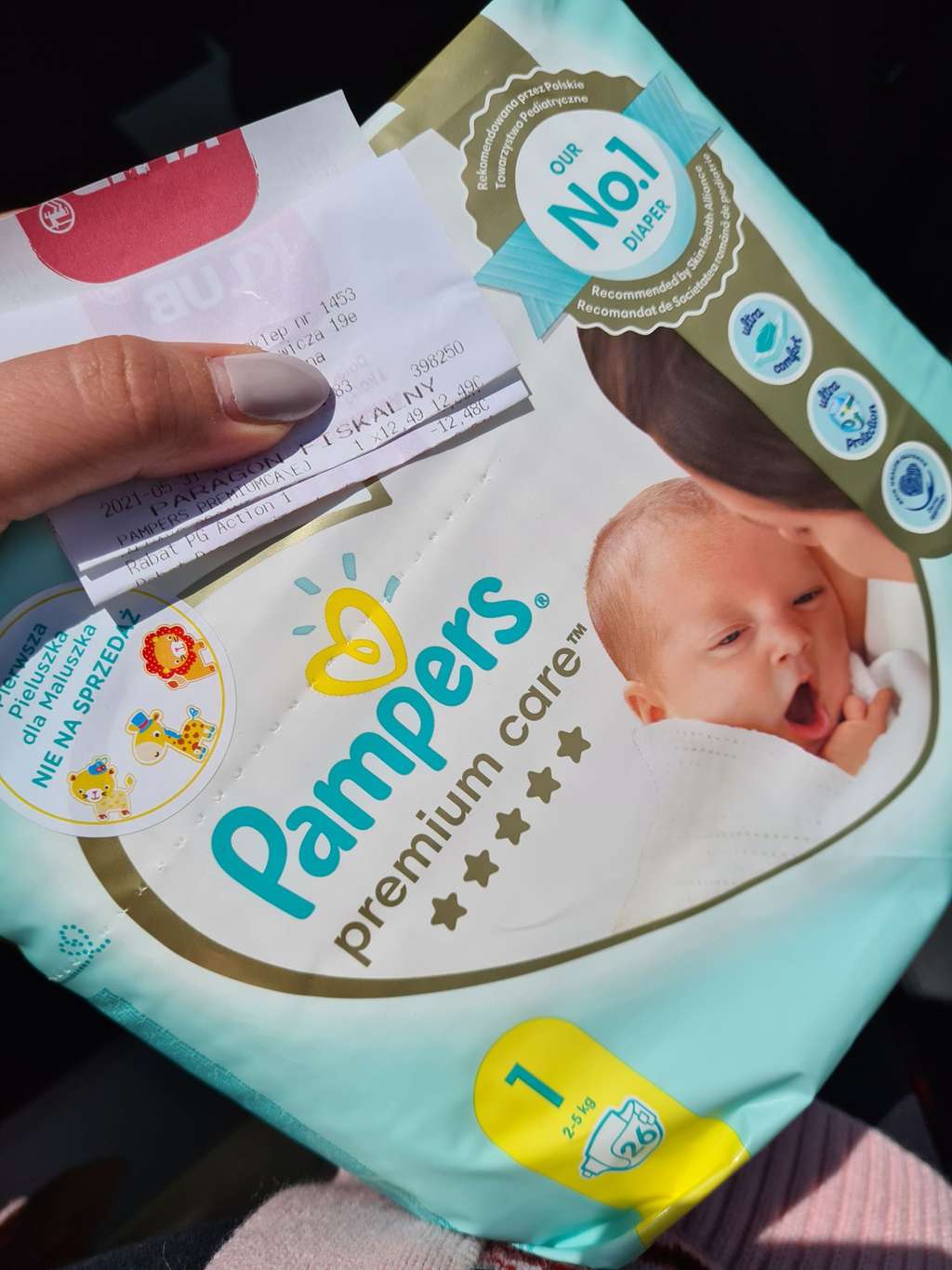 pampers dipers skład