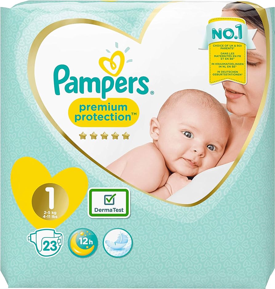 zielone male kulki w kupce niemowlaka pampers